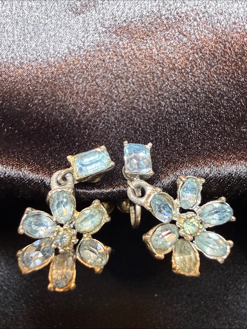 Vintage Blue Flower Crystal Drop Earrings - Unbranded